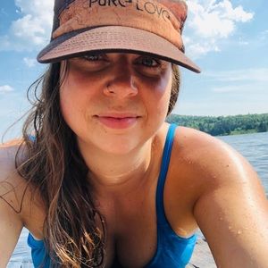 Meet your Posher, Nadine